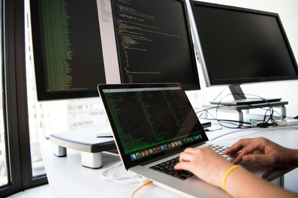 新鄉(xiāng)市勝源電氣取得防霧配電箱生產(chǎn)裝置專利，提升配電箱防霧效果:配電箱
